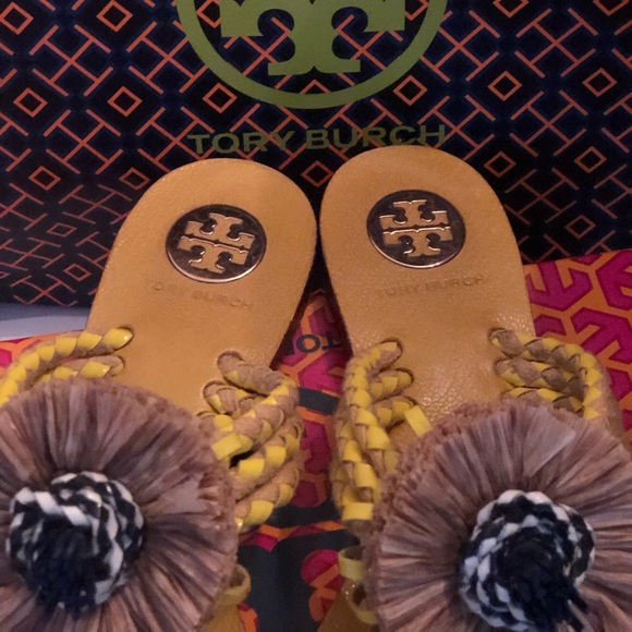 TORY BURCH SANDALS - Picture 3 of 4